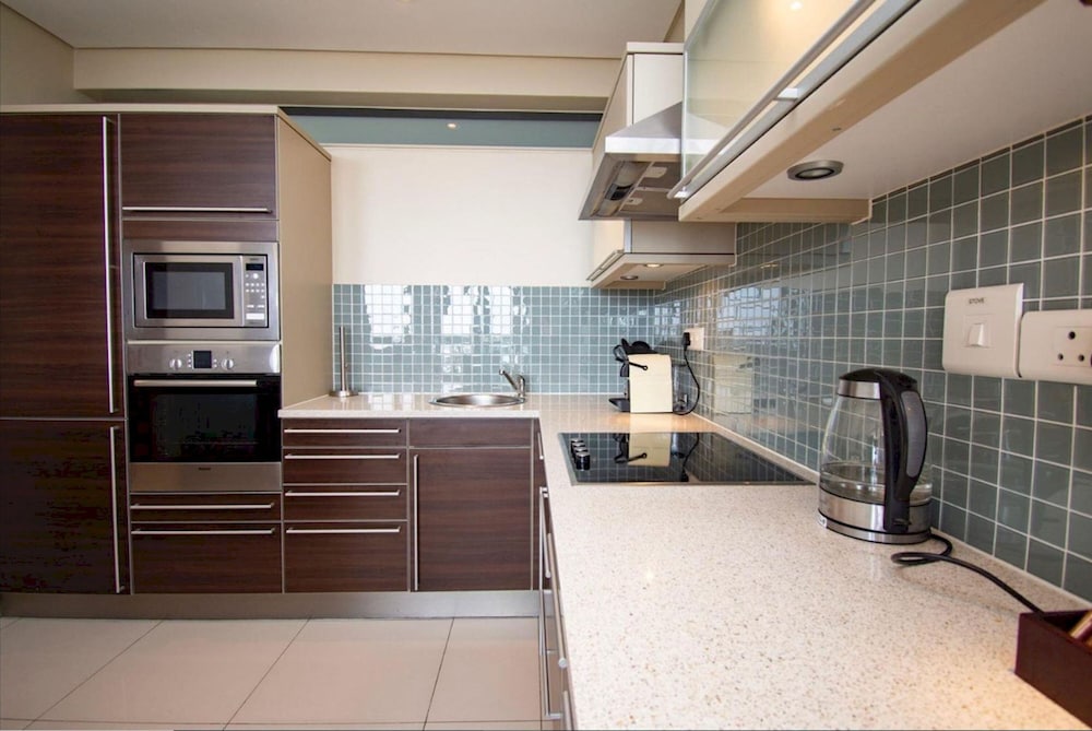 Executive Yacht View Two Bedroom Apartment - 310