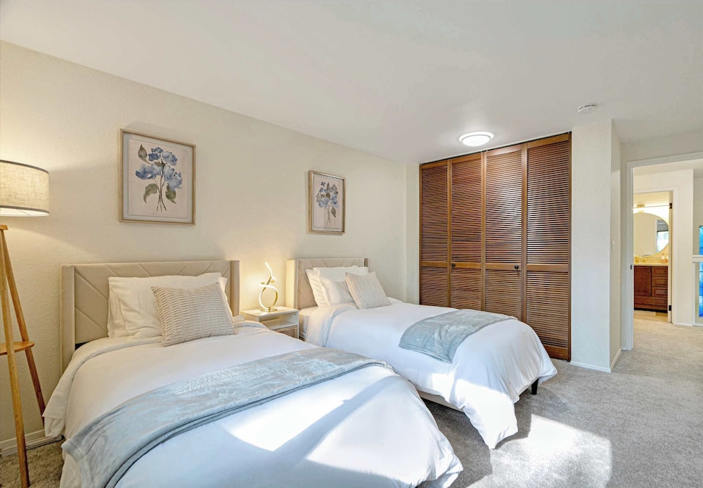 @marbella Lane-cozy Luxury Townhome Near Microsoft