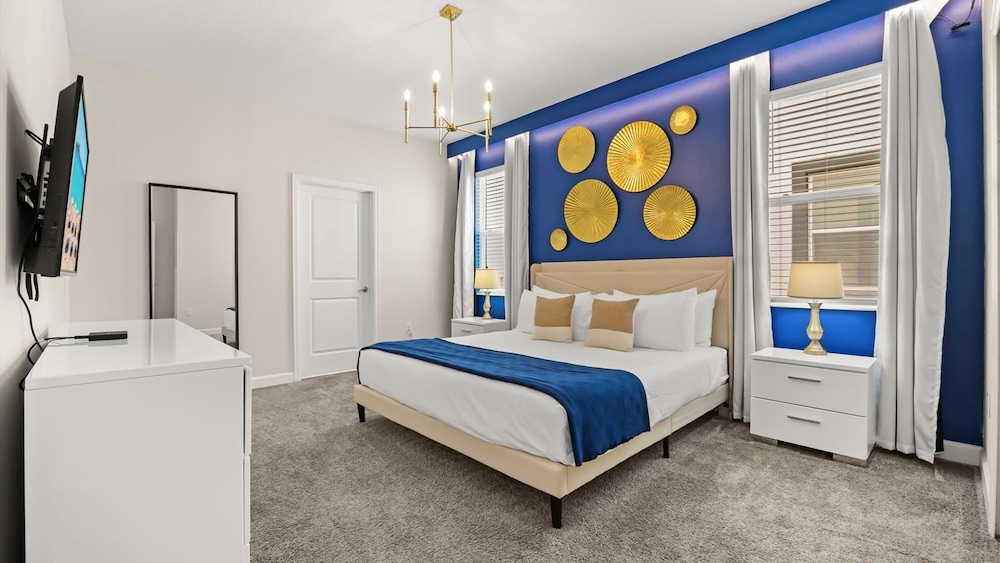 Upstay Championsgate 9BR Villa With Pool Cinema