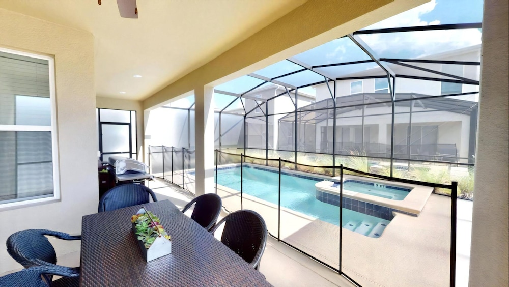 Adventure And Beautiful At Storey Lake - 6Br 5Ba