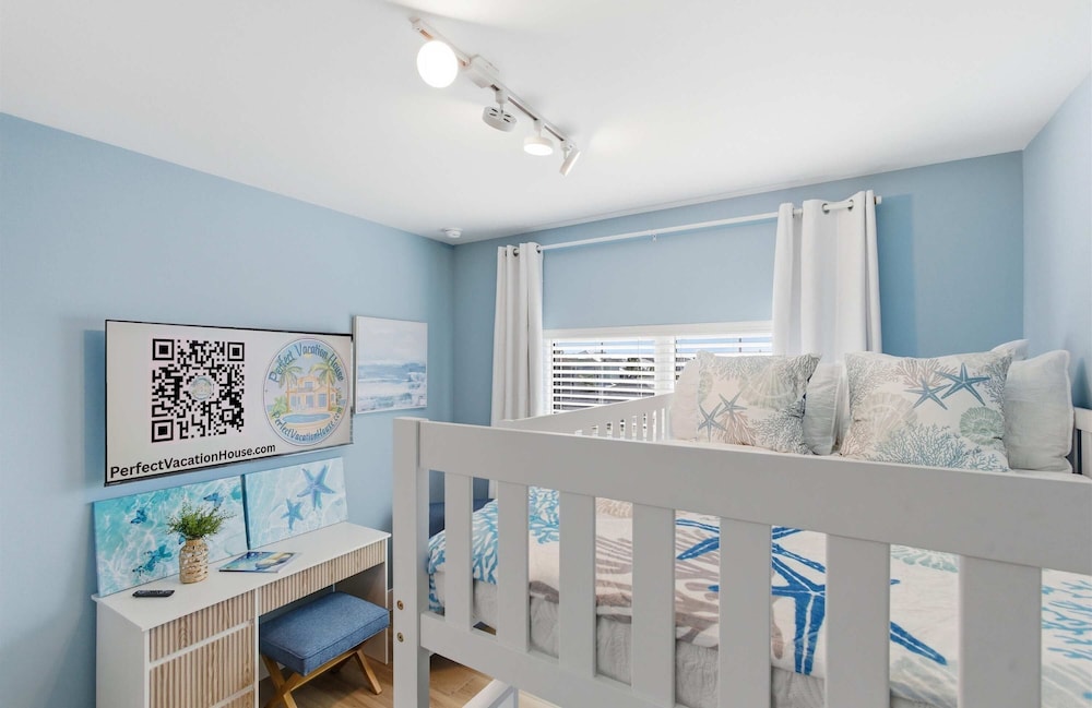 Ocean Views Beach Optional Heated Pool Spa
