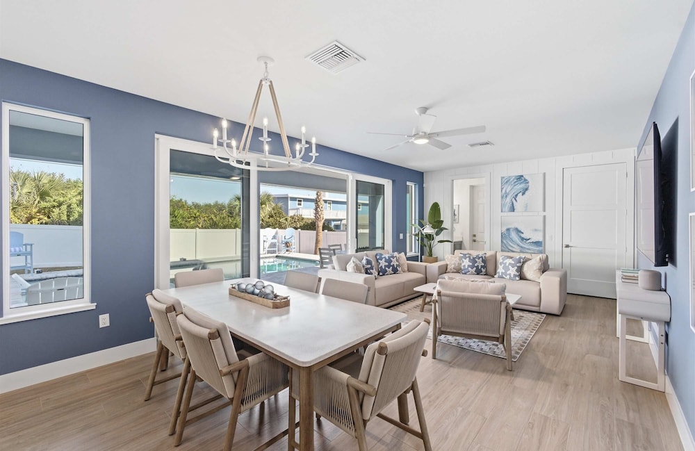 Ocean Views Beach Optional Heated Pool Spa