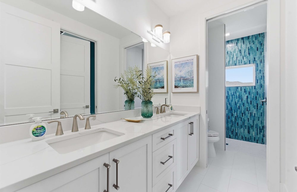 Ocean Views Beach Optional Heated Pool Spa