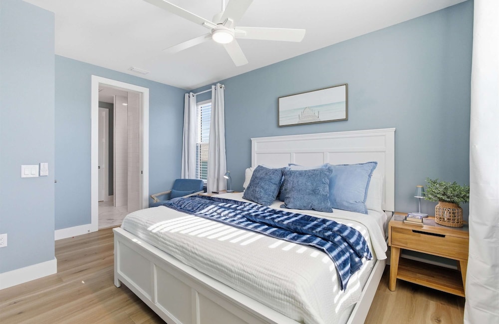 Ocean Views Beach Optional Heated Pool Spa