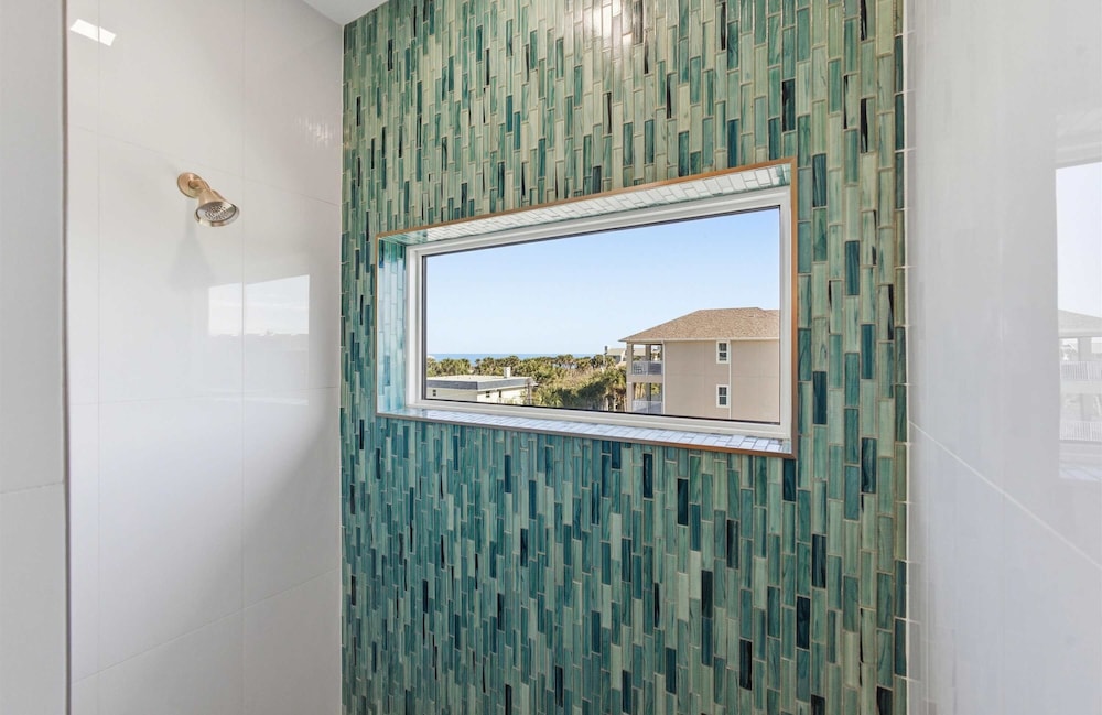 Ocean Views Beach Optional Heated Pool Spa