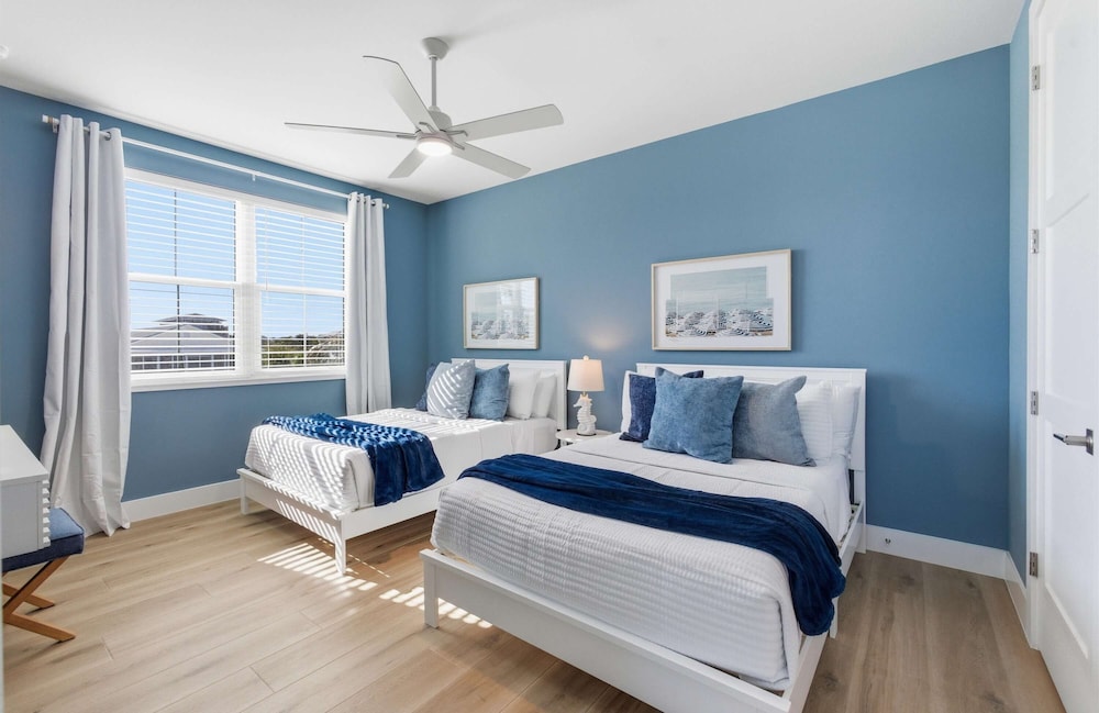 Ocean Views Beach Optional Heated Pool Spa