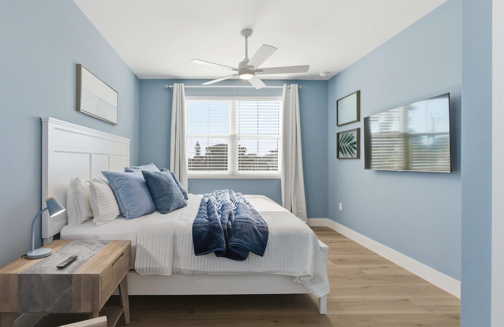 Ocean Views Beach Optional Heated Pool Spa