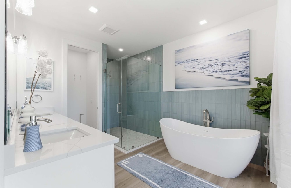 Ocean Views Beach Optional Heated Pool Spa