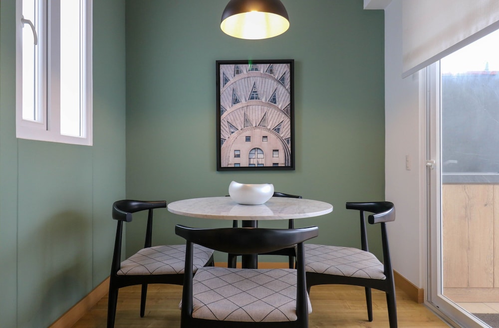 Elegant 3BR Duplex With Balcony in Miraflores