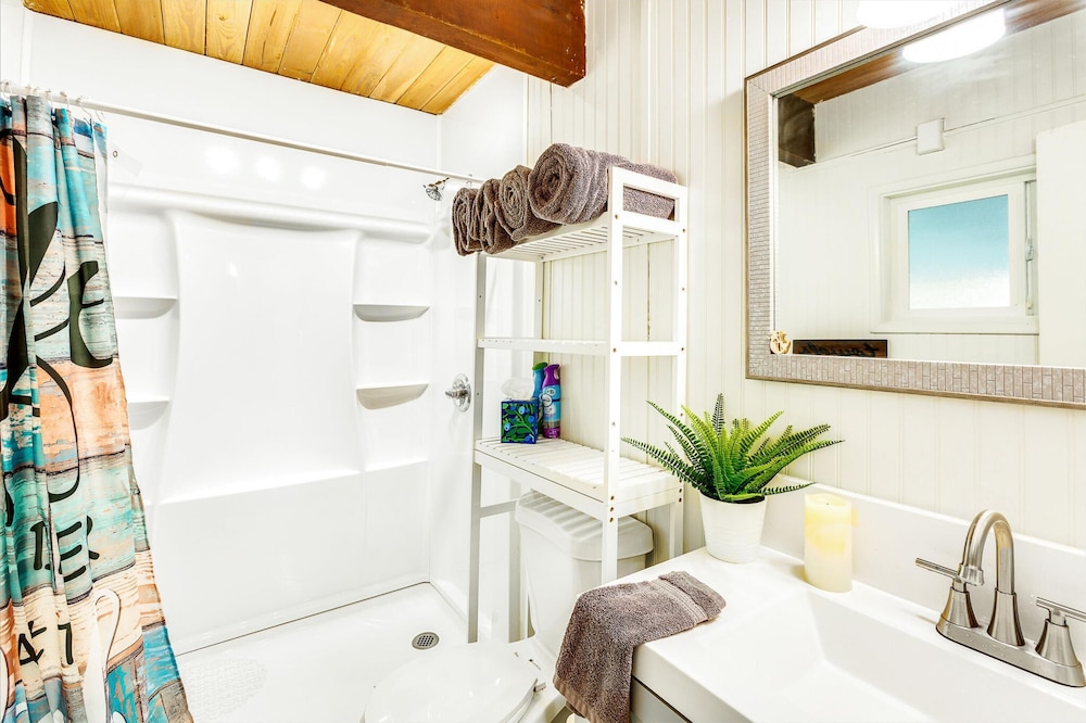 Captain Green s Cabin