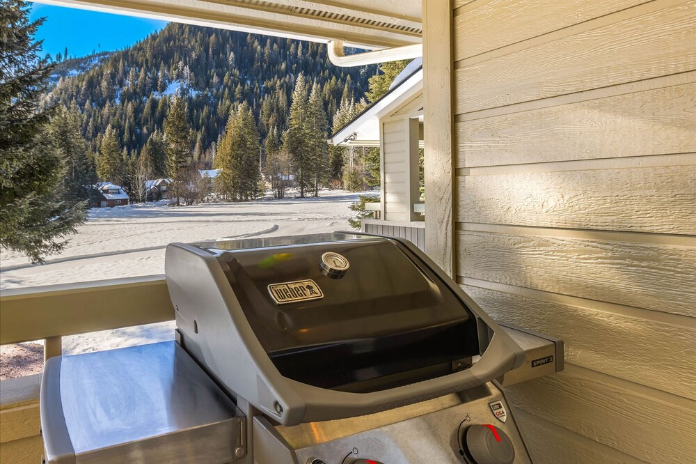 Snow Creek Peak Condo