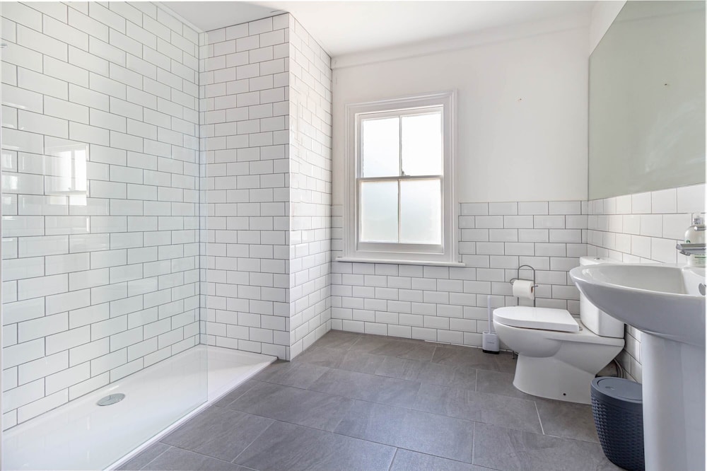 Host Stay Droitwich Road Dwelling