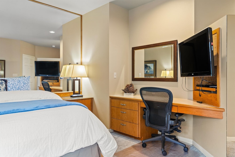 Riverview Hideaway