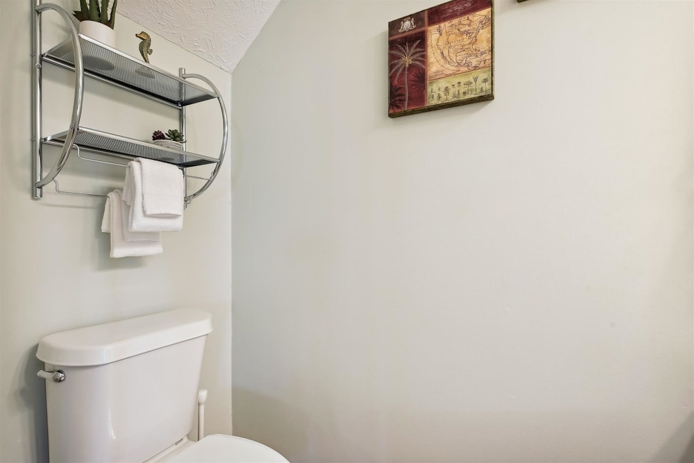 Gulf Highlands by Book That Condo