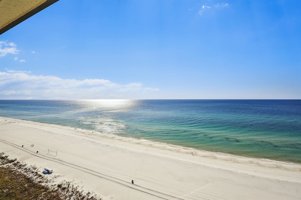 Long Beach by Book That Condo