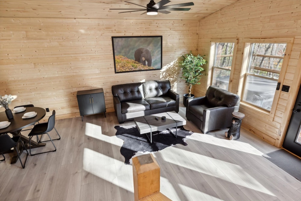 2 Brand New Cabins for Family Retreat