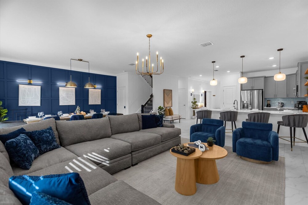 Luxury 9BR Getaway Pool Theater Theme Rooms