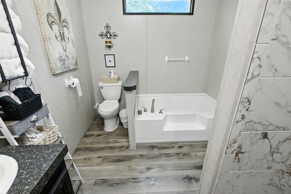 Tranquil Country Retreat Surrounded By Nature 3 Bedroom Home