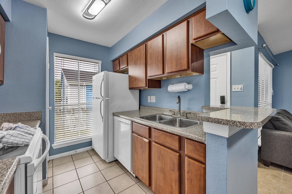 Cove View 1324