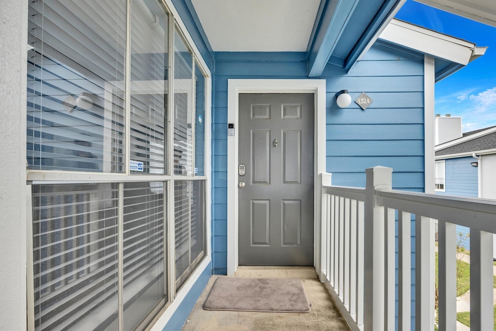 Cove View Condominiums
