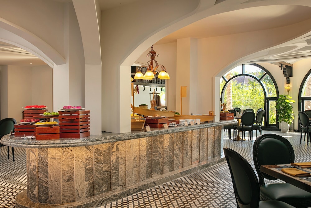 Grand Sunrise Palace Hoi An- A Luxury Indochine Hotel & Spa 6