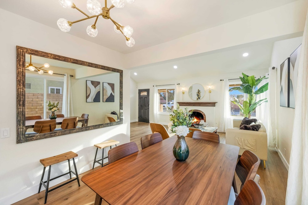 @ Marbella Lane - Cozy Gem Near Nature Trails