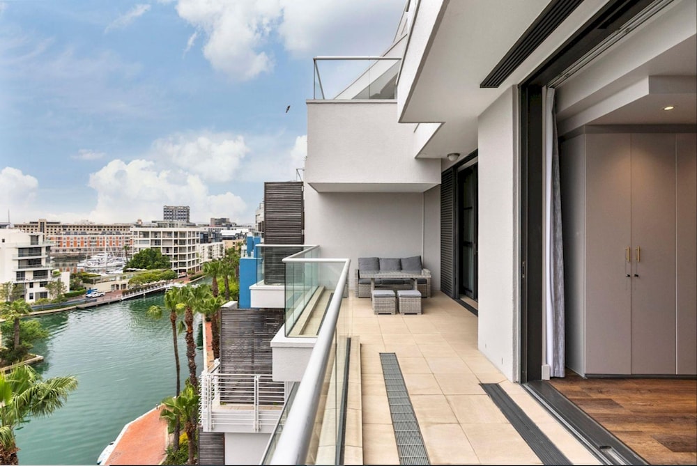 Precinct Corner Two Bedroom Waterfront Apartment - 603