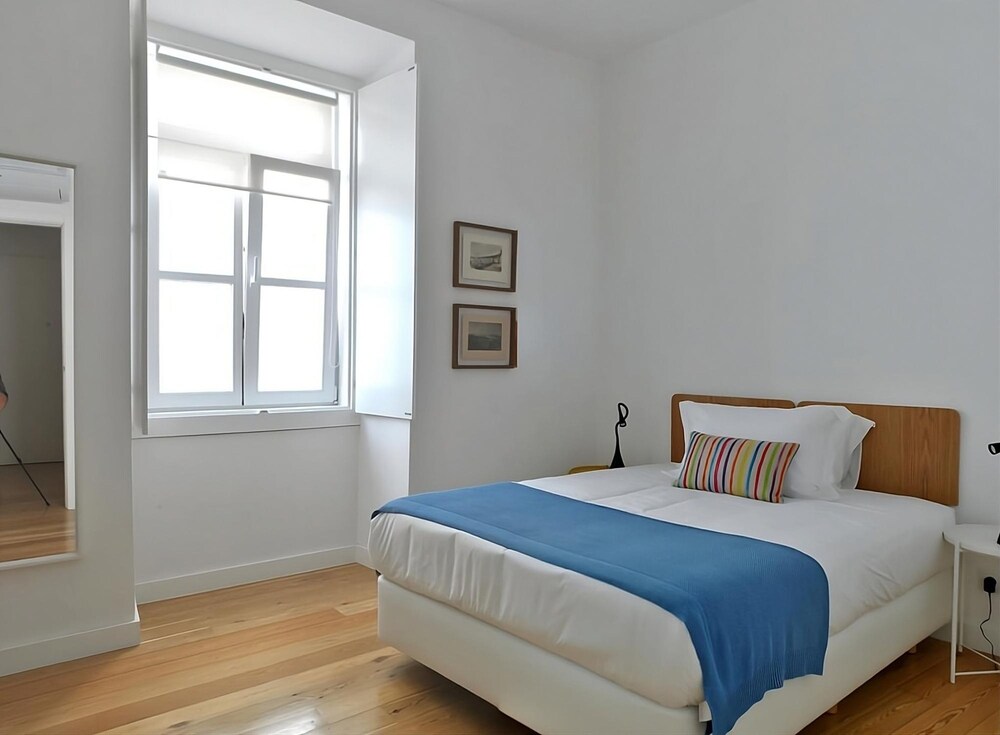 Alfama Prime II by Homing view 5