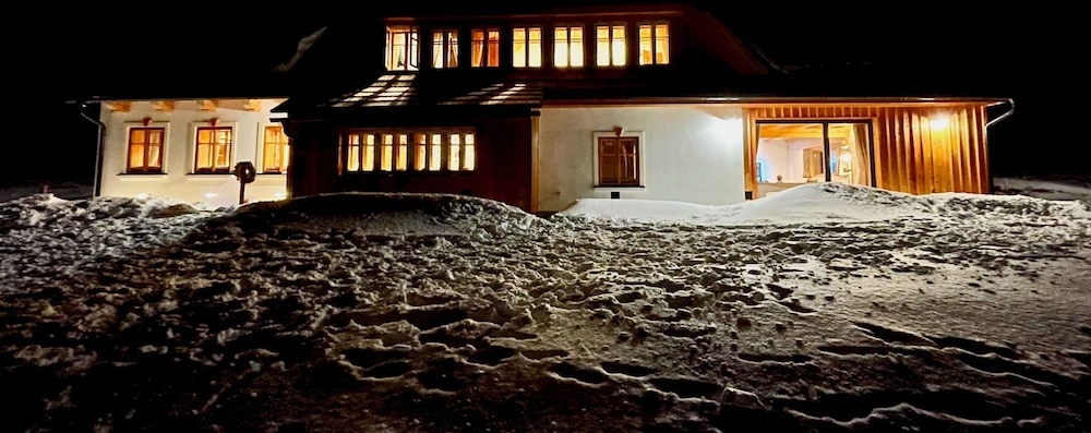 V Chov nad Jizerou Lvv033
