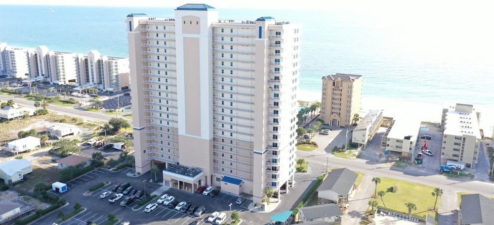 Crystal Tower 1501