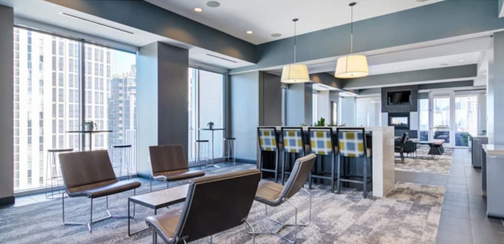 Royal Escape Midtown High Rise