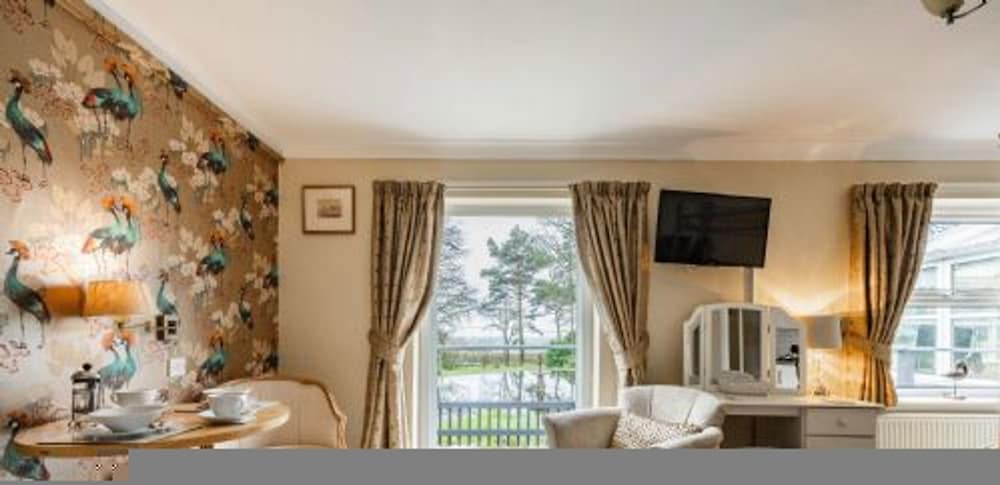 Host Stay The Orpington Garden Studio view 2
