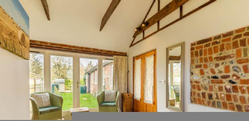 Host Stay Woodfalls Barn view 4