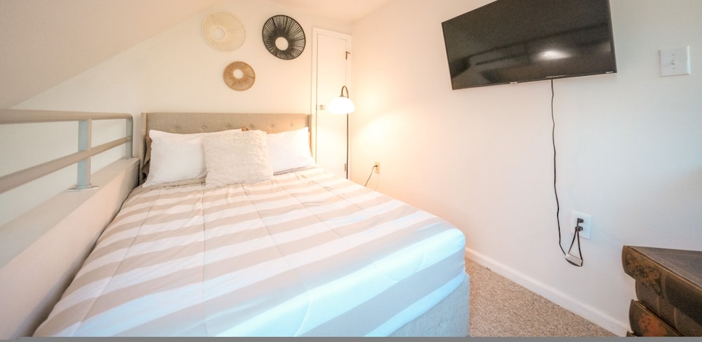 Top 3rd Floor Loft Resort Access No Elevator