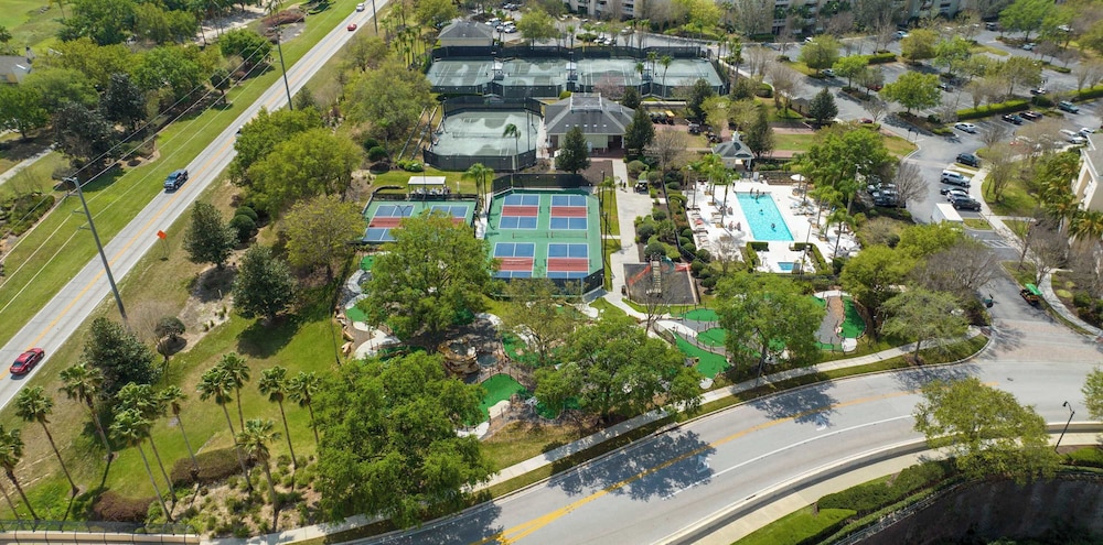 Family Villa w Pool Spa Game Room Near Disney