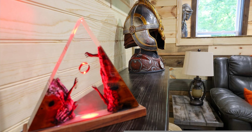 Gandalf s Getaway Indoor Pool Theater Arcade Firepit Book Now