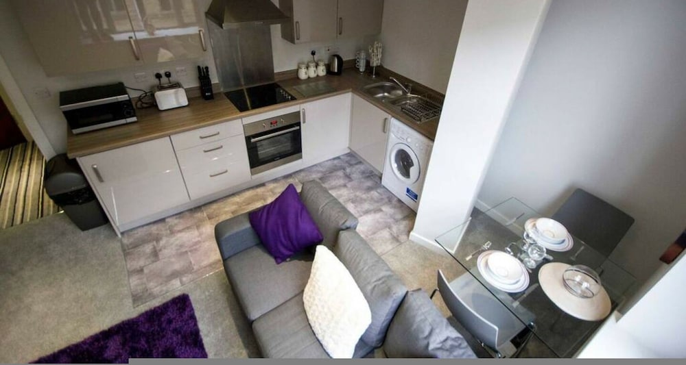 Stayzo - Executive City Centre Apartment 2