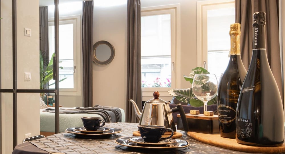Officine Cavour Apartments