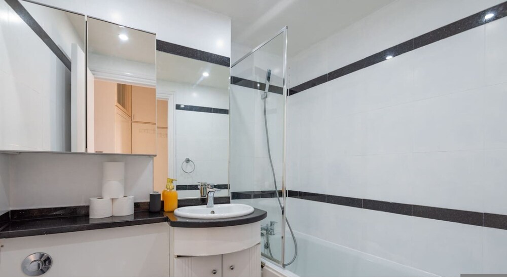 Comfy Flat Near Portobello Road