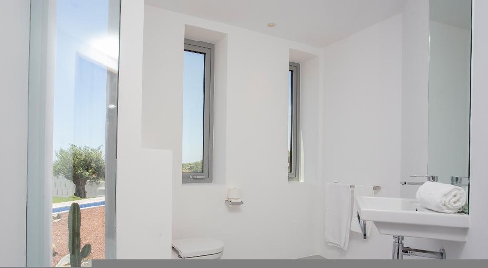 Macarius in J vea With 4 Bedrooms and 3 Bathrooms view 4