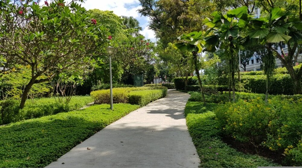 1 Bedroom Beautiful Unit in Prime Location