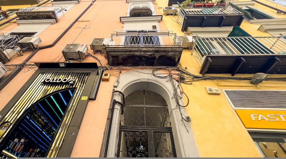 Santa Patrizia a Chiaia Apartment