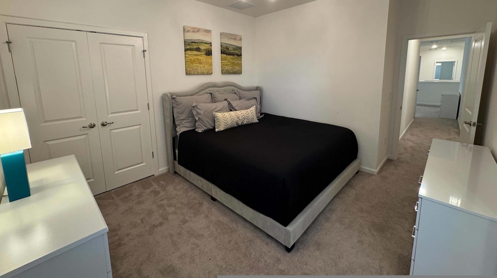 Family Friendly 12bd w Jacuzzi Veranda Palms 4401