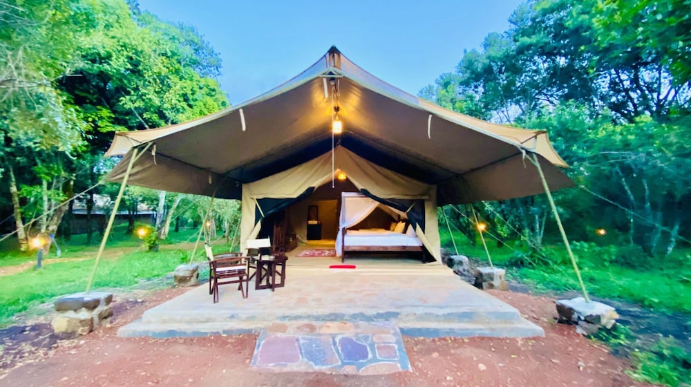 Lorian Safari Camp view 3