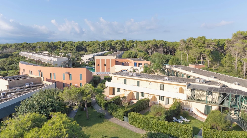 Le Onde Apartment 5 With Pool and Sea