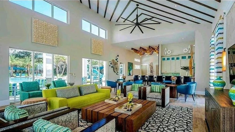 Family Friendly 12bd w Jacuzzi Veranda Palms 4401