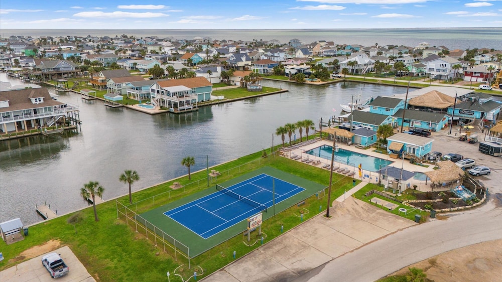 Reel Paradise in Galveston