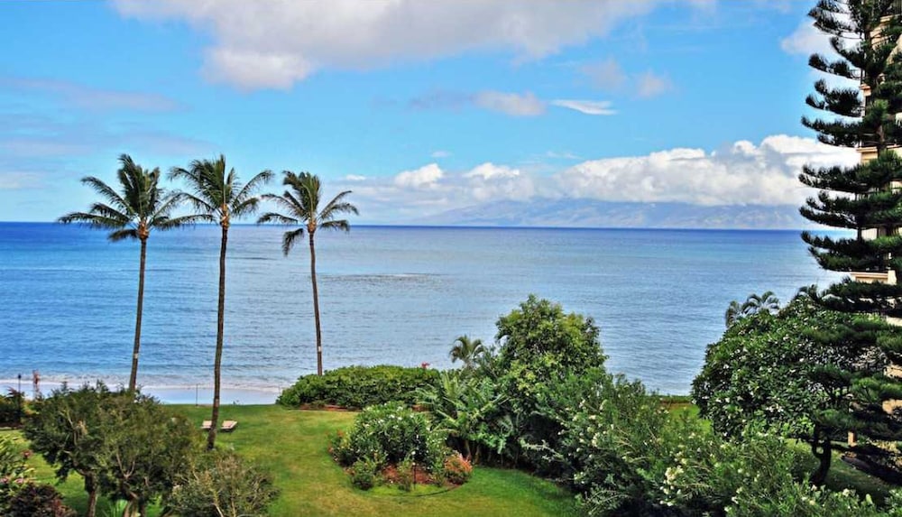 Cozy Studio With Ocean Views AC in Kahana