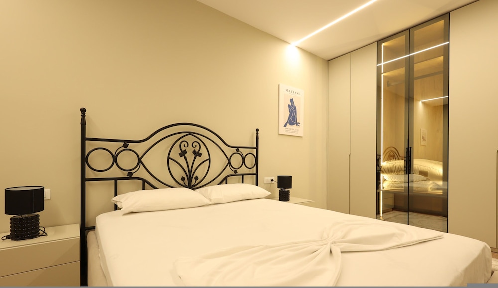Grandstay Apartments 005