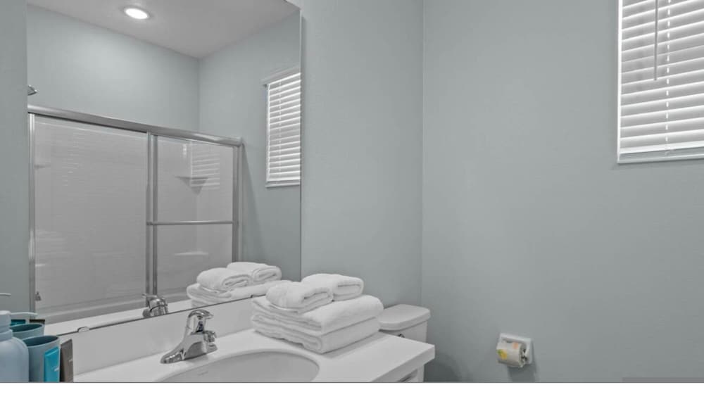 NEW Home 8 Bedrooms At Bella Vida Resort